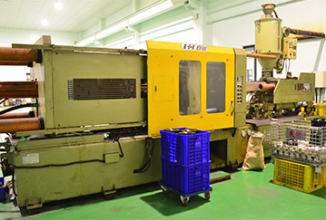 Plastic Injection Machine